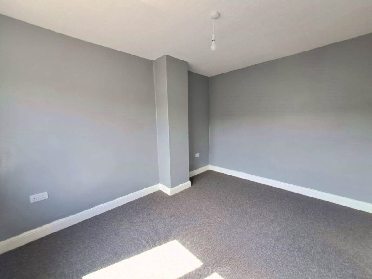 Huddleston Road, Grimsby: RECENTLY REDUCED!!! OPEN HOUSE 9th March 11:00-13:00