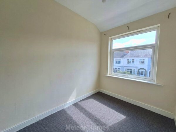 Huddleston Road, Grimsby: RECENTLY REDUCED!!! OPEN HOUSE 9th March 11:00-13:00