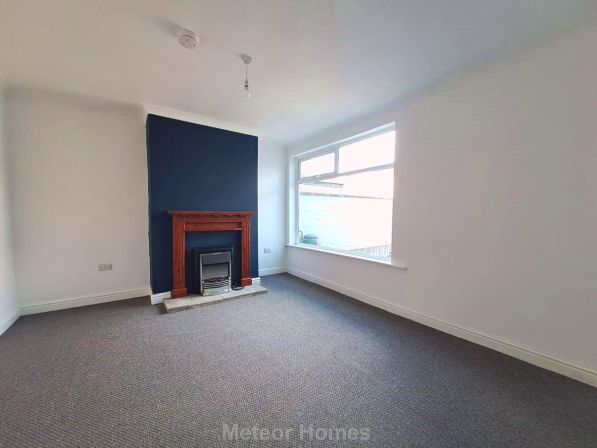 Huddleston Road, Grimsby: RECENTLY REDUCED!!! OPEN HOUSE 9th March 11:00-13:00