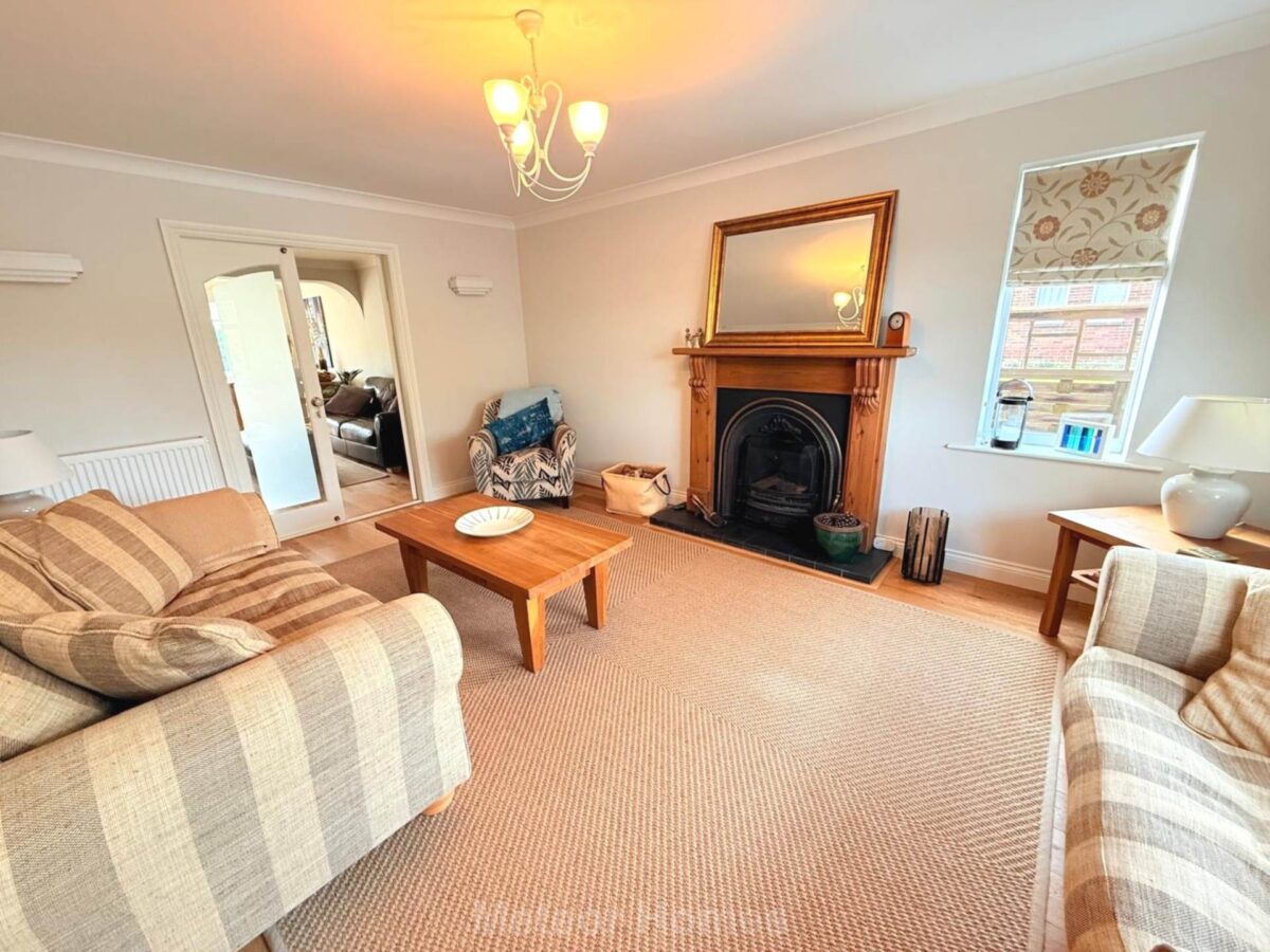 Great Coates Road, Healing