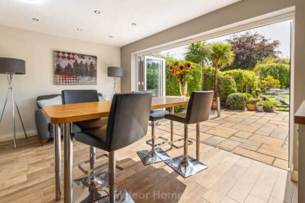 Great Coates Road, Healing