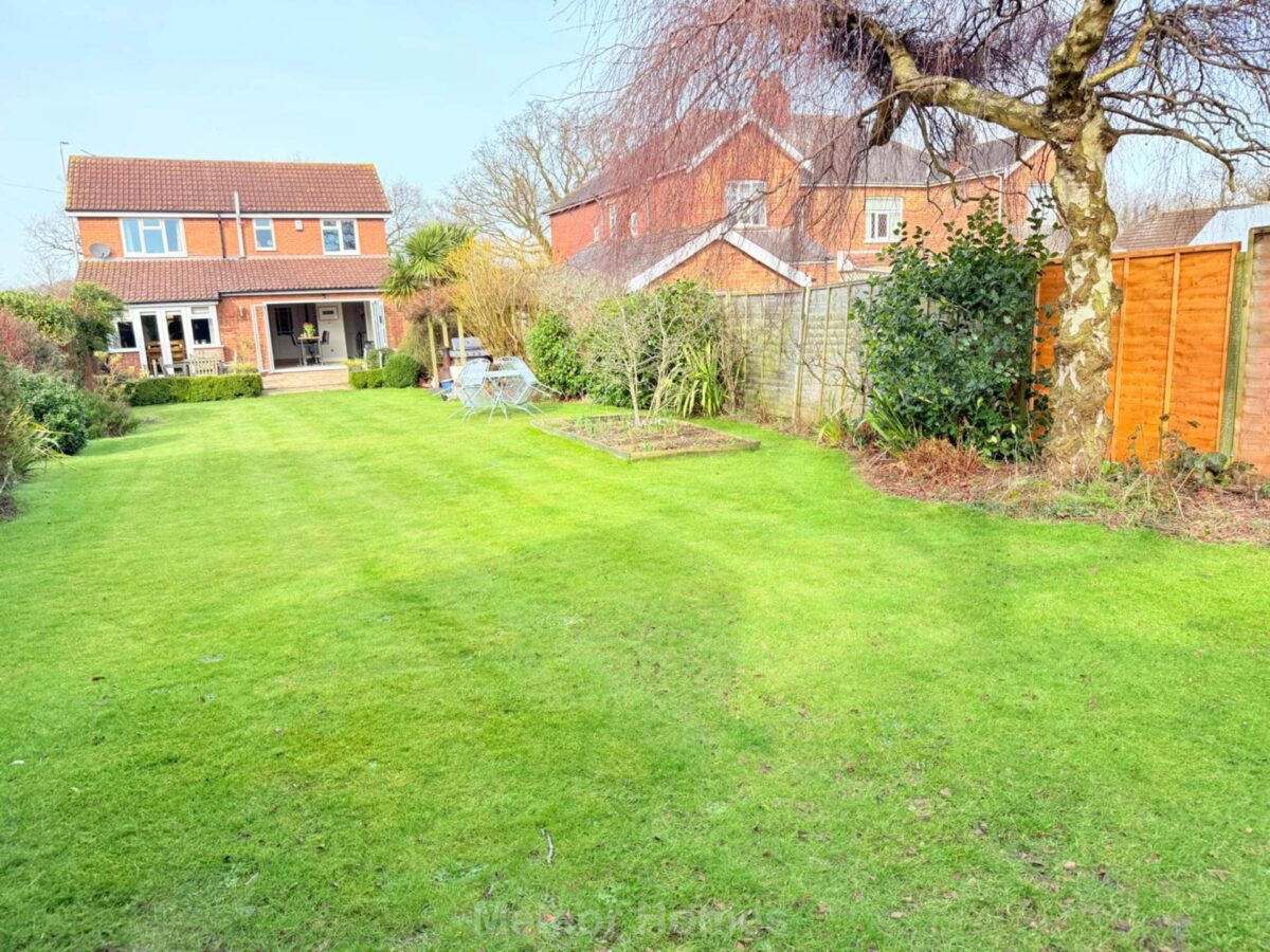 Great Coates Road, Healing