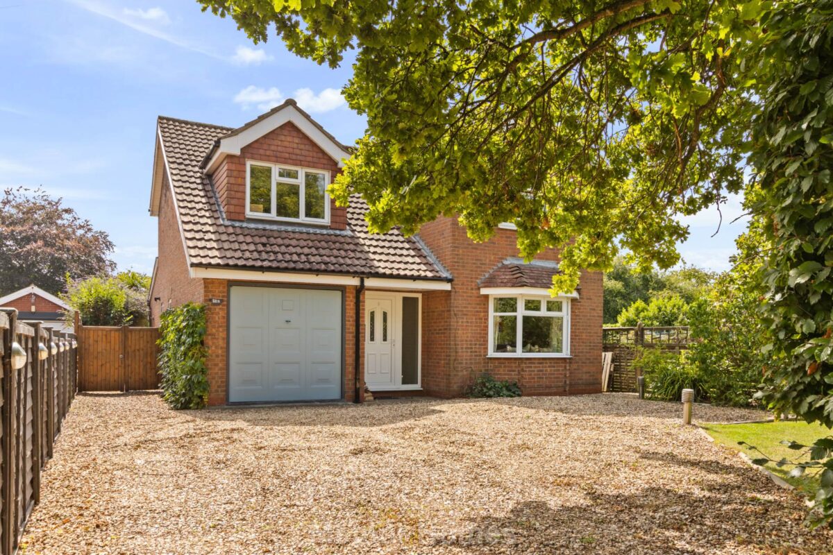 Great Coates Road, Healing