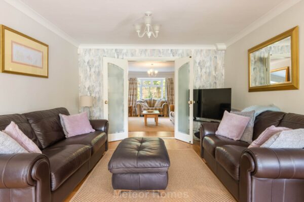 Great Coates Road, Healing