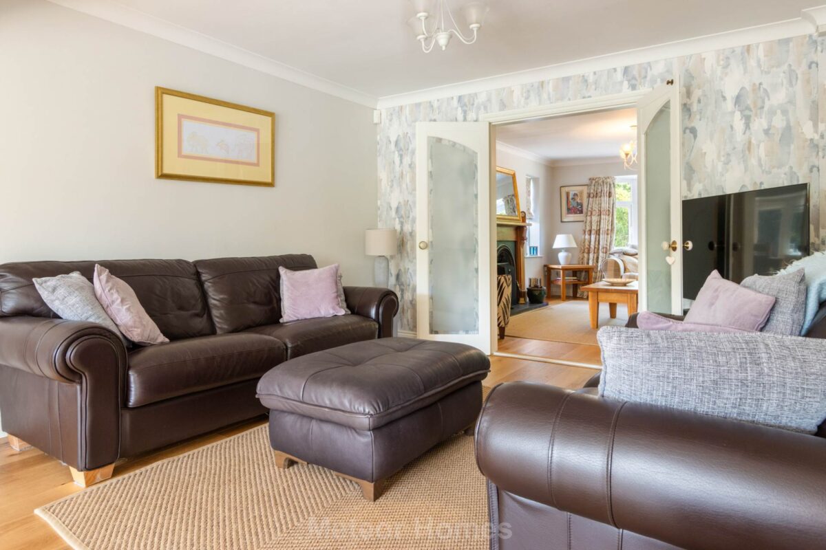 Great Coates Road, Healing