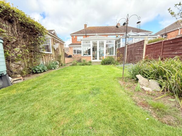 Danesfield Avenue, Waltham