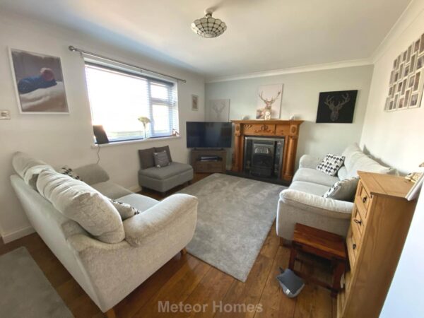 Tomline Close, Keelby