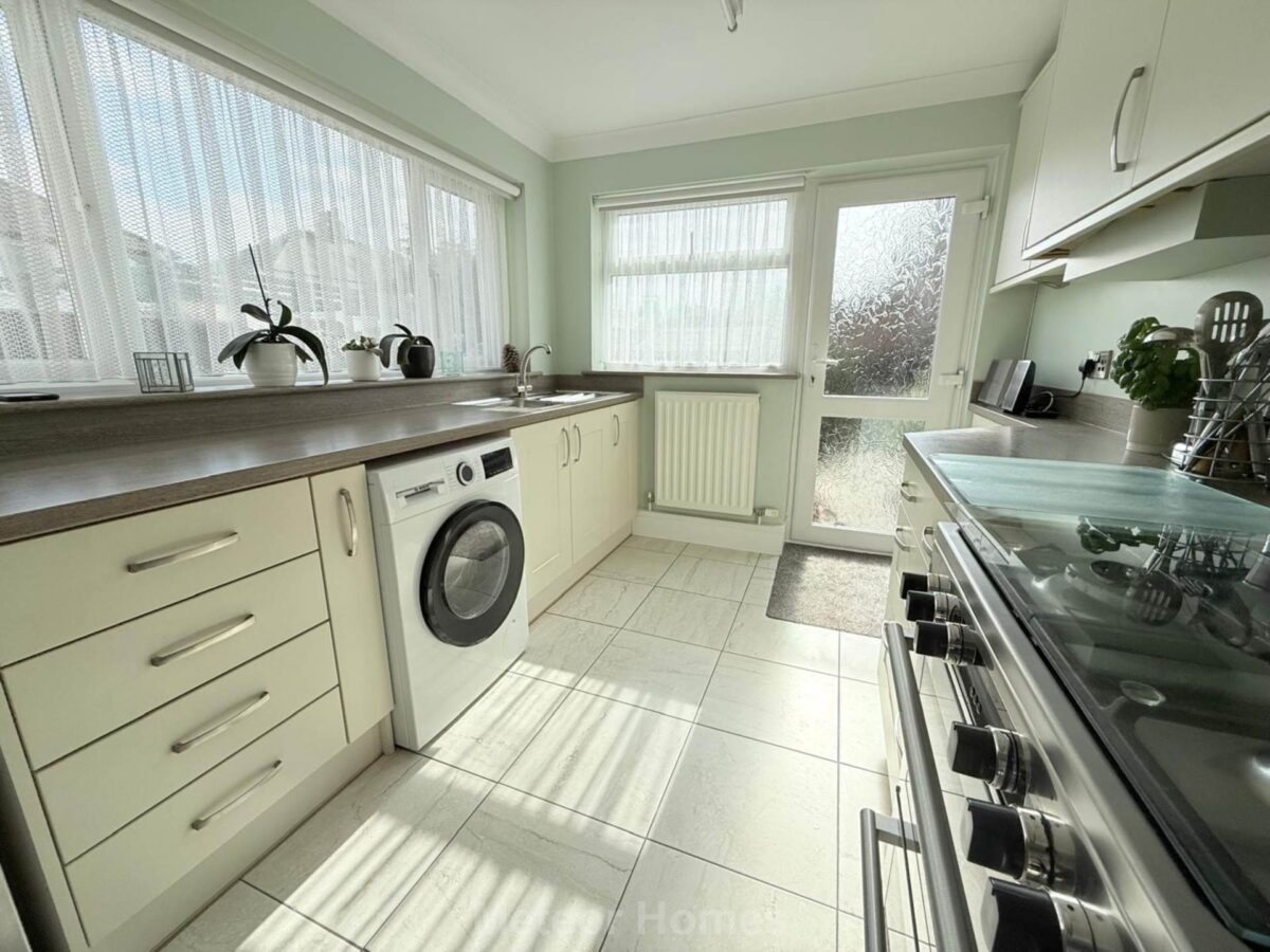 Ashtree Avenue, Grimsby - Freehold on completion!