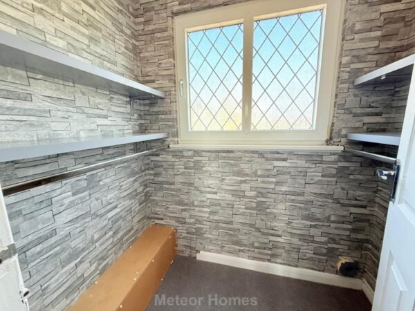 Shetland Way, Immingham