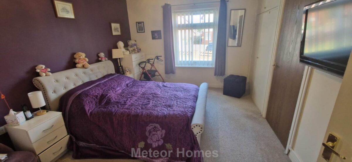 Queens Court, Grimsby