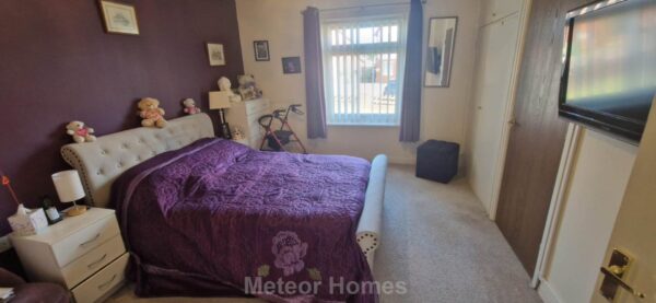 Queens Court, Grimsby