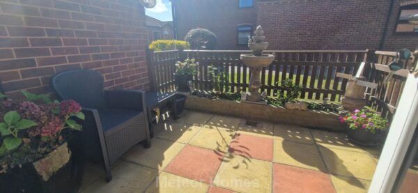 Queens Court, Grimsby