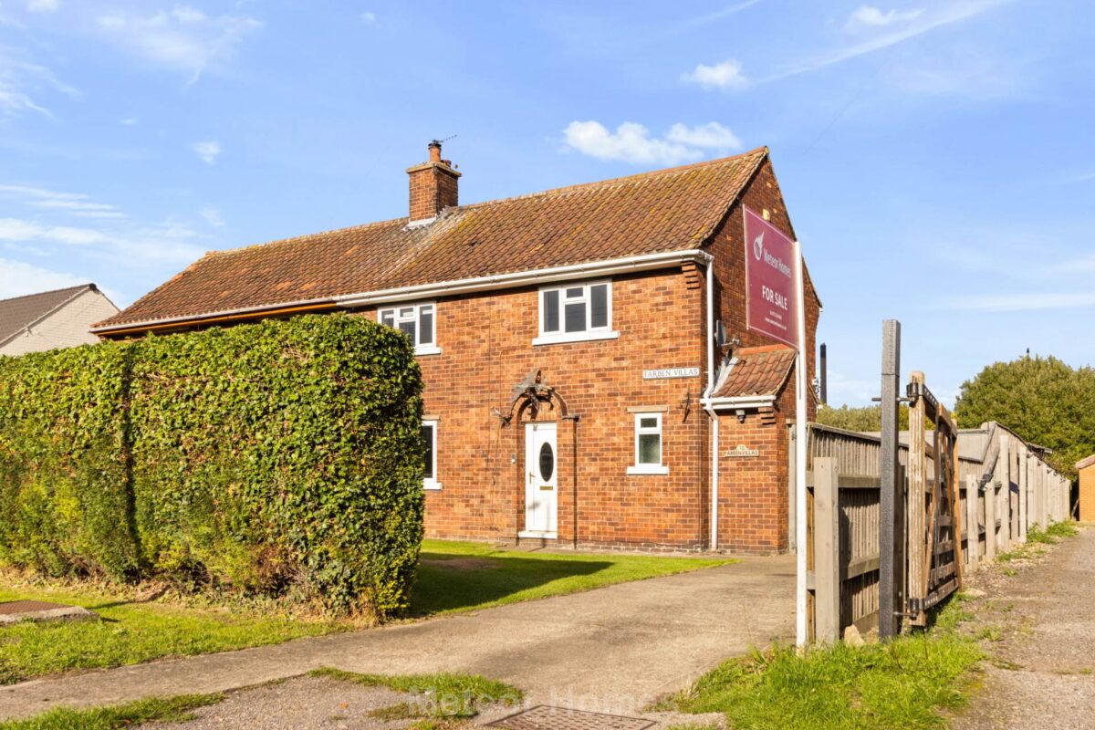 Farben Villas, South Killingholme