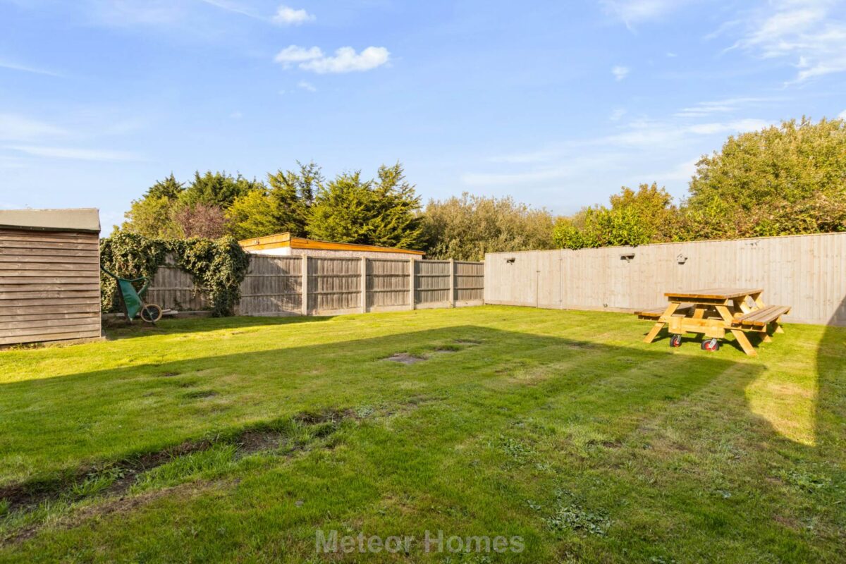 Farben Villas, South Killingholme