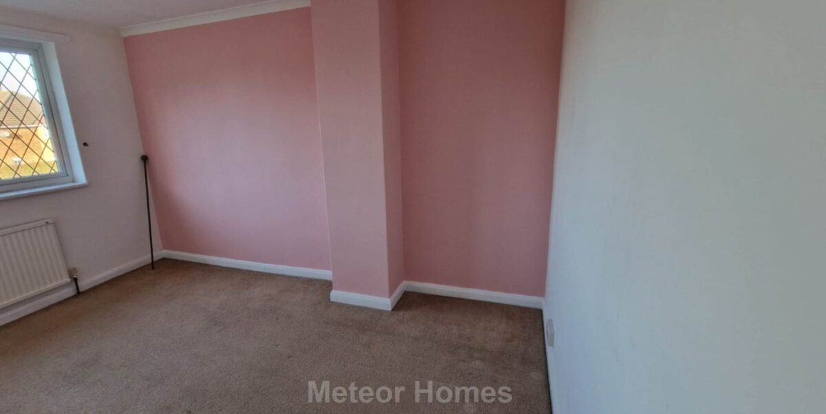 Willoughby Grove, Grimsby