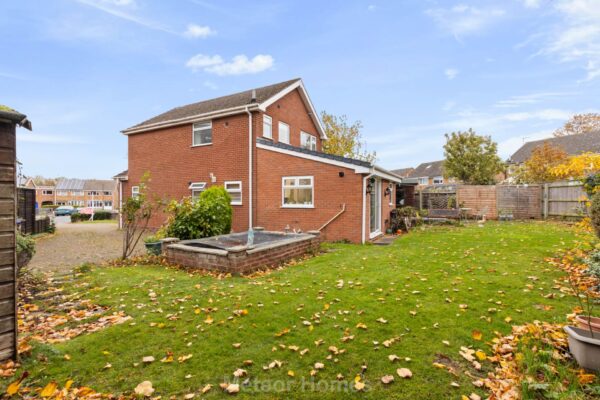 Maple Avenue, Grimsby