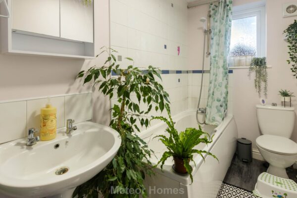 Limber Court, Grimsby