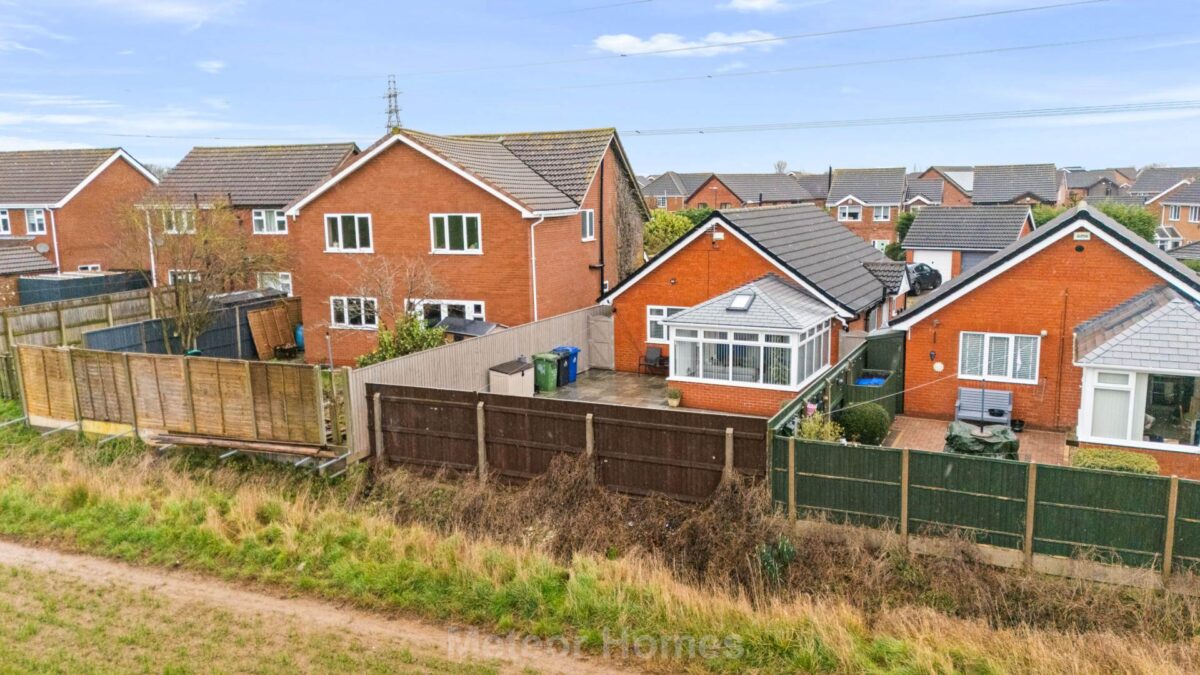 Albatross Drive, Grimsby