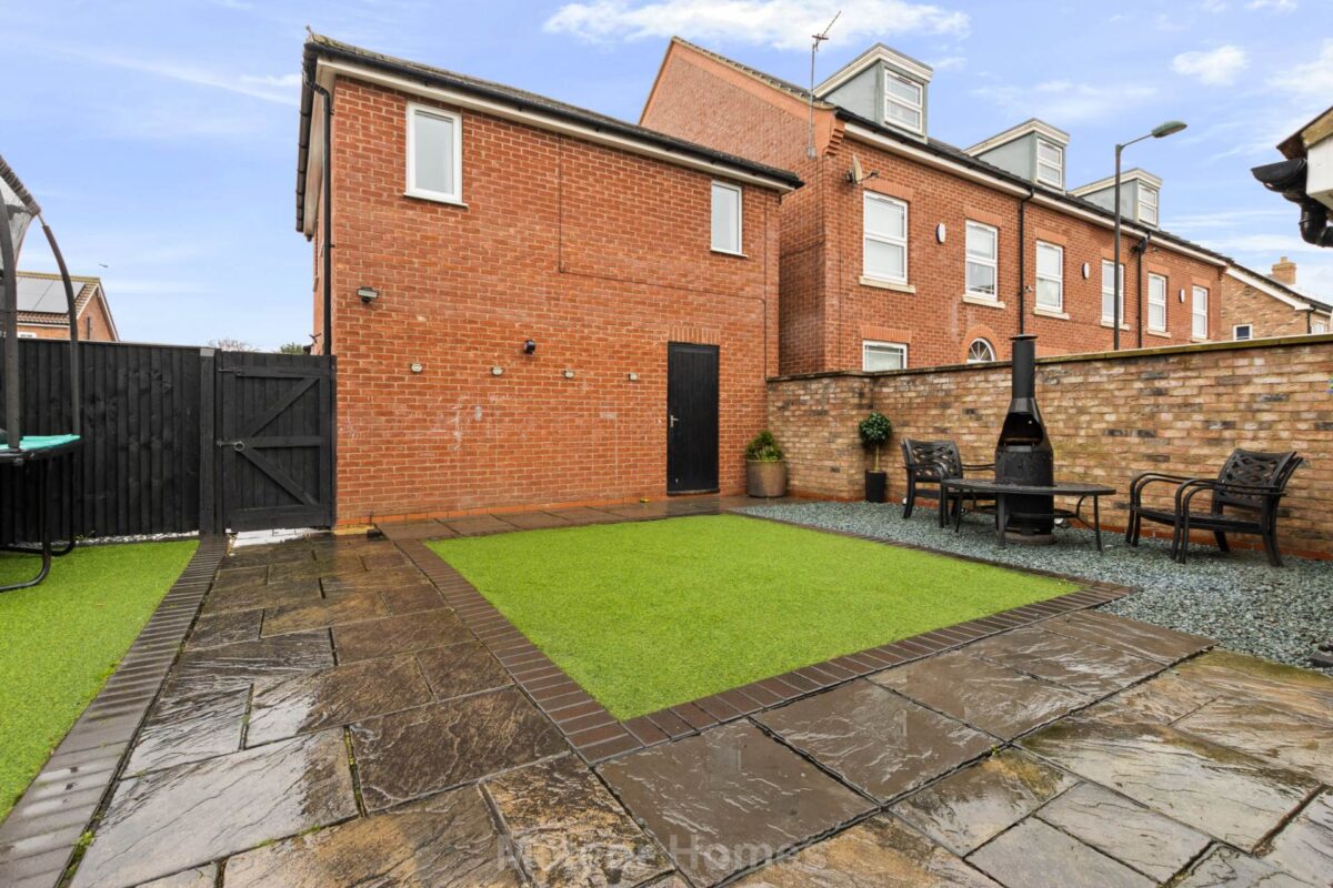 Harrow Lane, Scartho Top