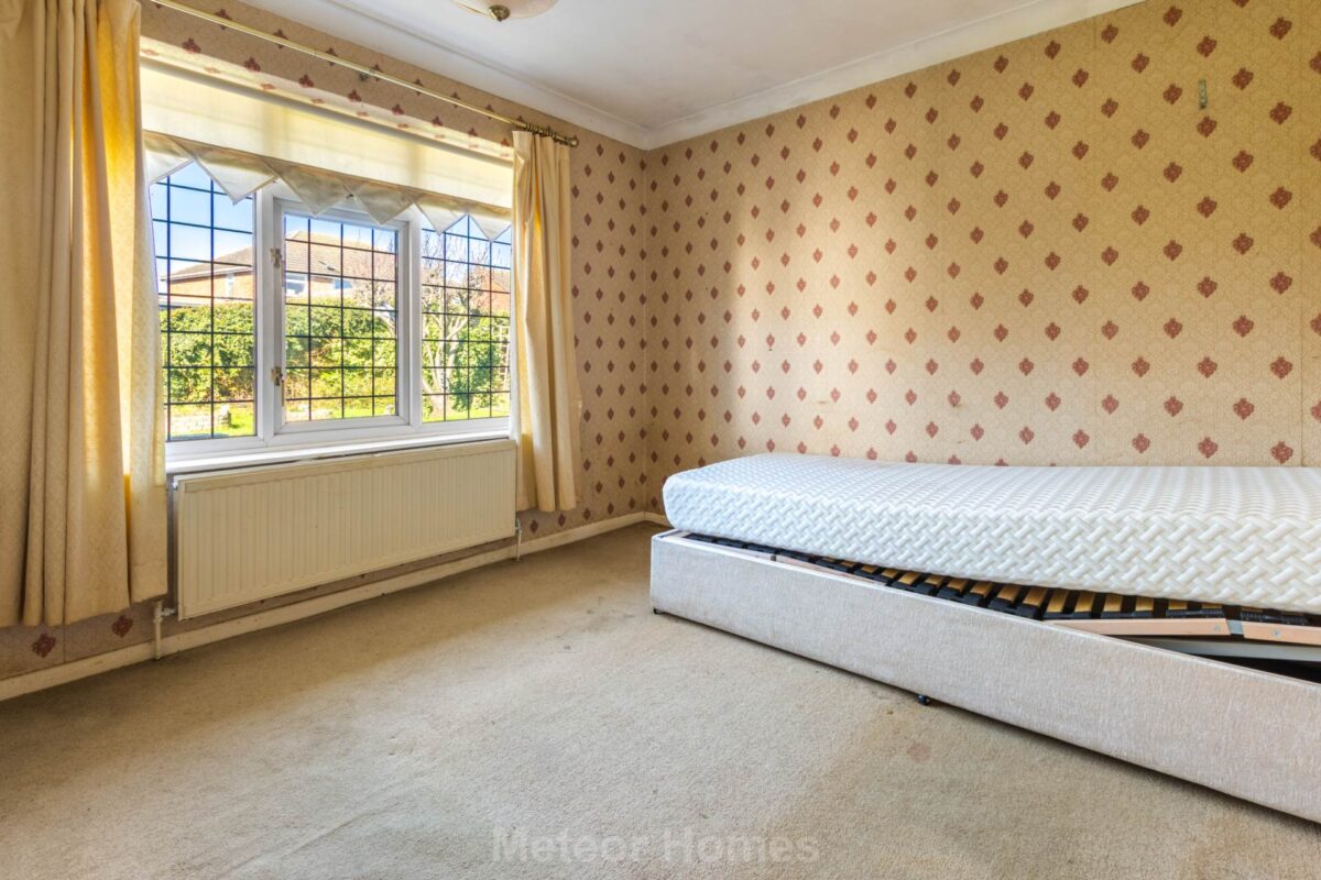 Bracken Place, Wybers Wood