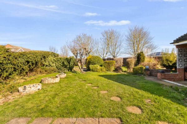 Bracken Place, Wybers Wood