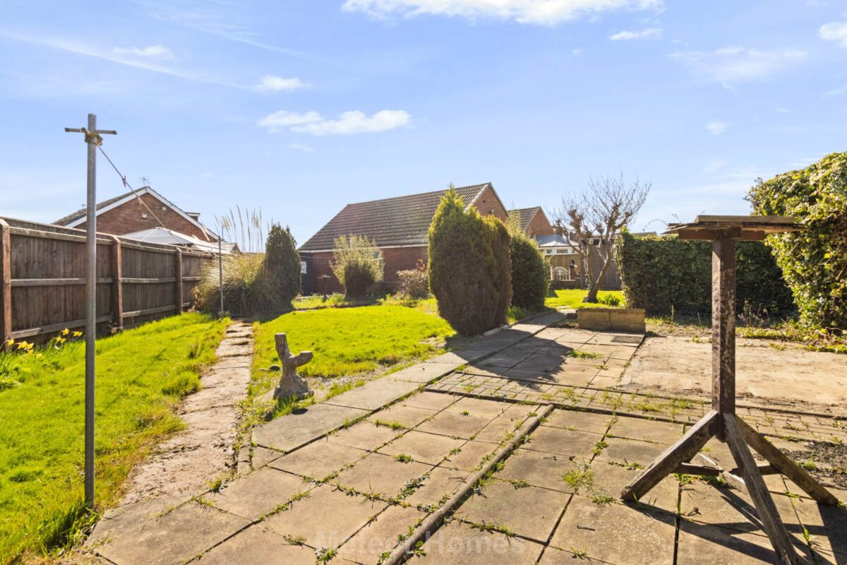Bracken Place, Wybers Wood