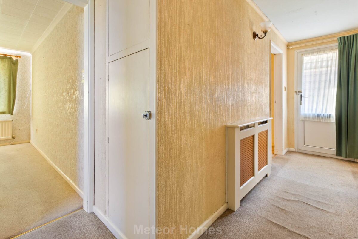 Bracken Place, Wybers Wood