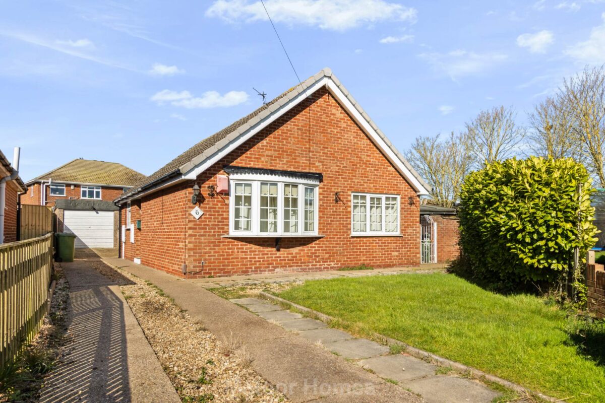 Bracken Place, Wybers Wood