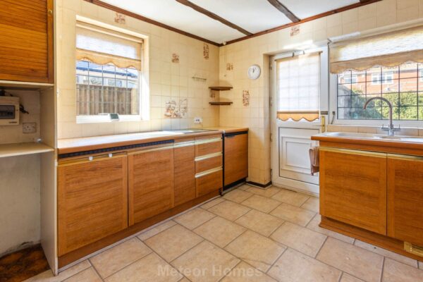 Bracken Place, Wybers Wood