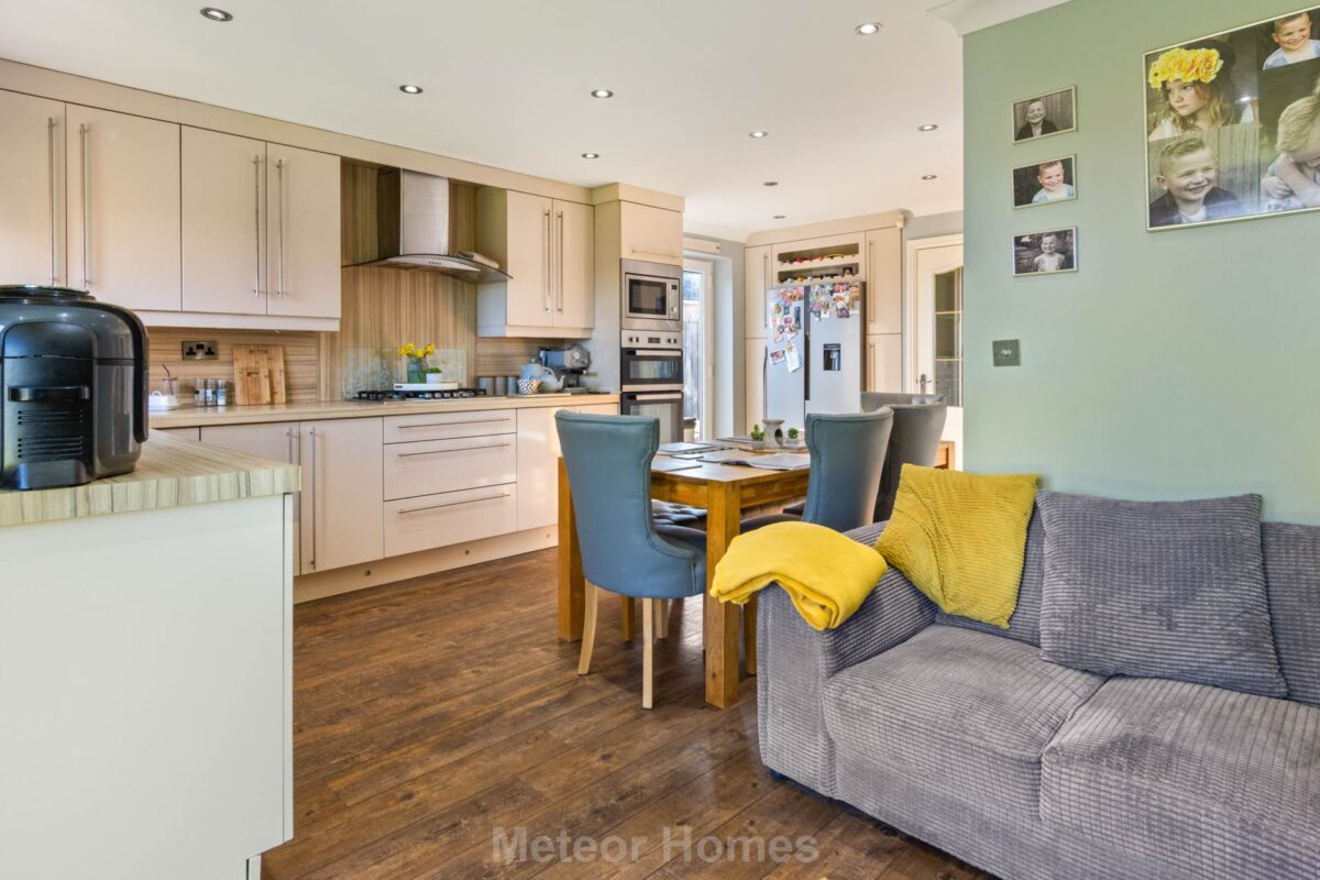 Arnold Close, Laceby