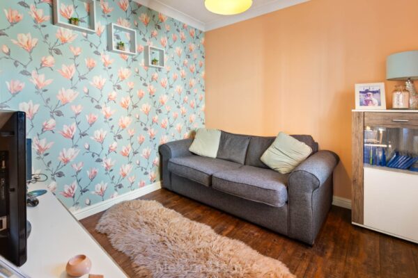 Arnold Close, Laceby