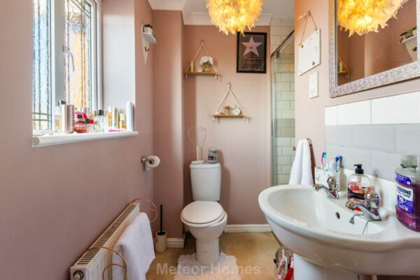 Arnold Close, Laceby