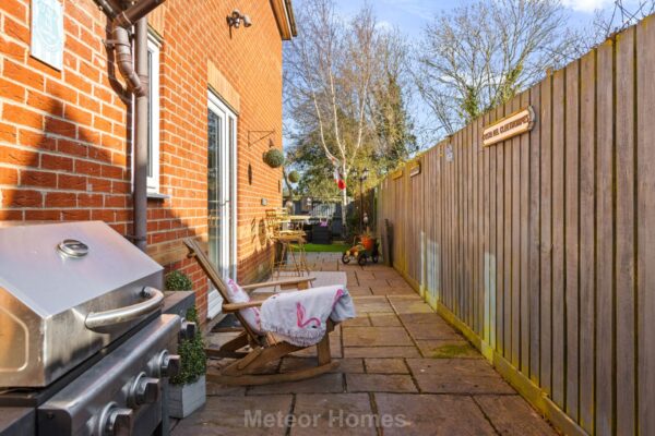 Arnold Close, Laceby