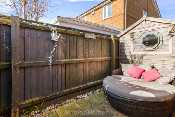 Arnold Close, Laceby