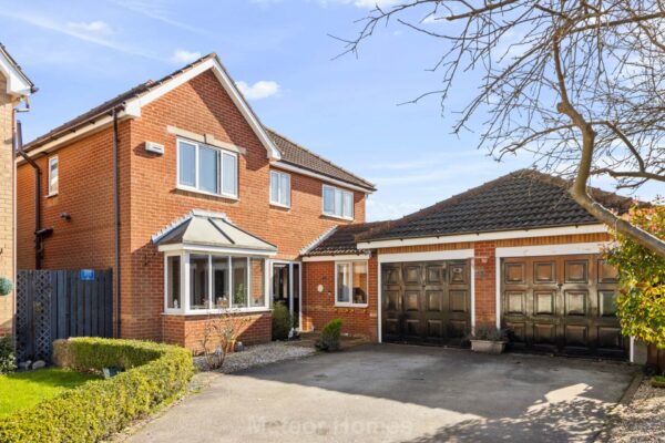 Arnold Close, Laceby