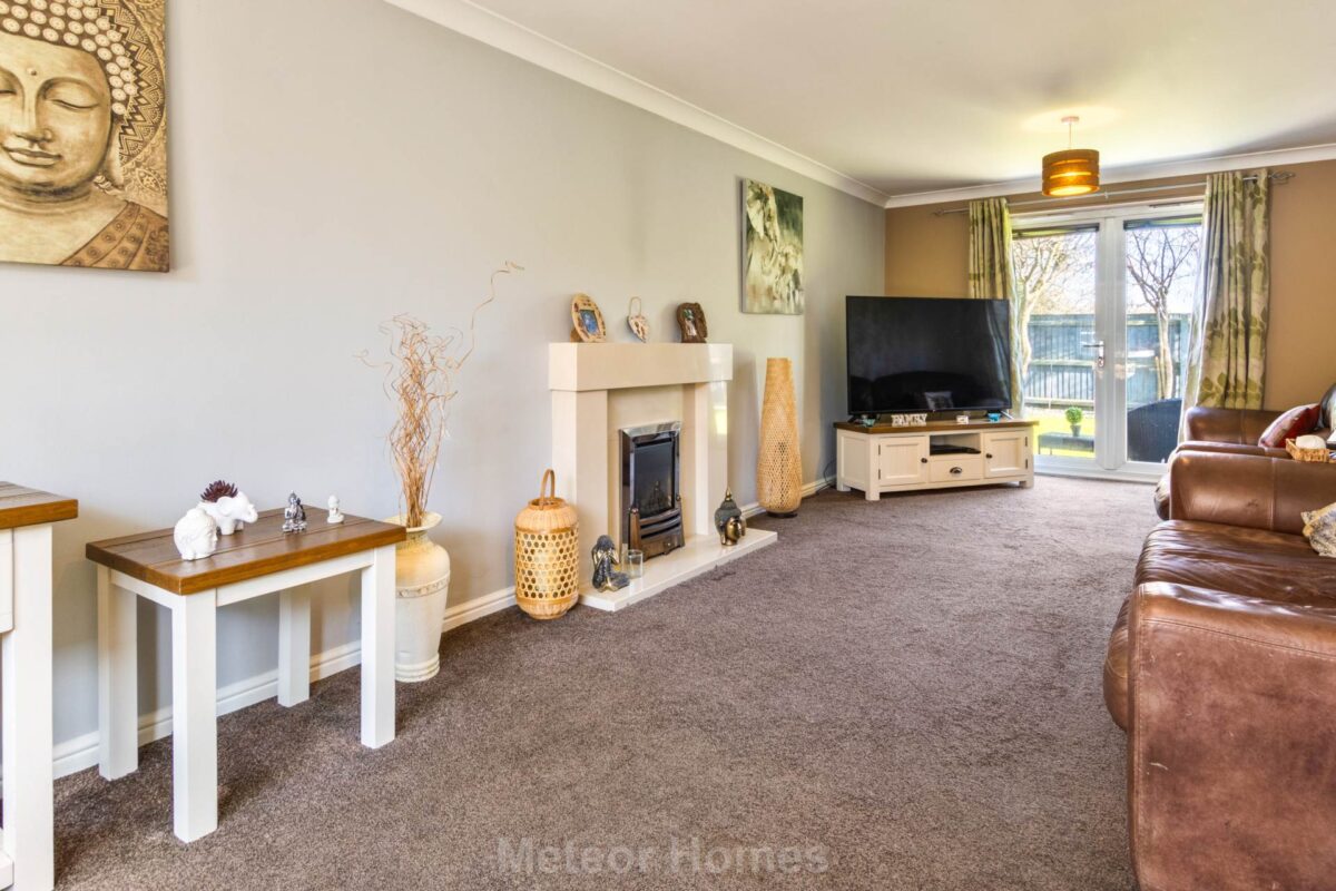 Arnold Close, Laceby