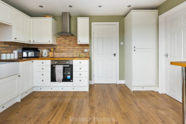 Byland Grove, Grimsby