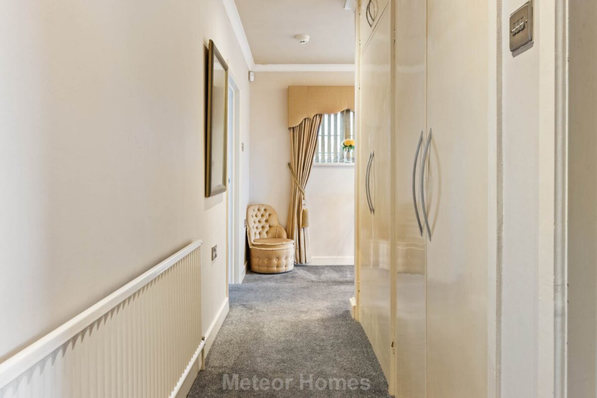Queen Mary Avenue, Cleethorpes