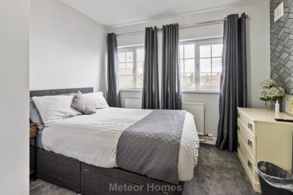 Queen Mary Avenue, Cleethorpes