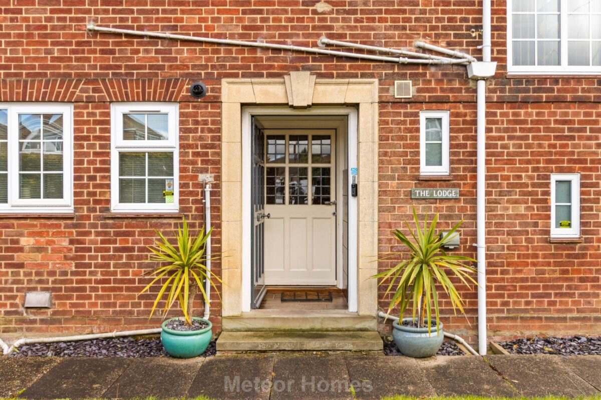 Queen Mary Avenue, Cleethorpes