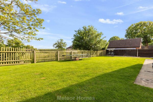 Smith Field, North Thoresby