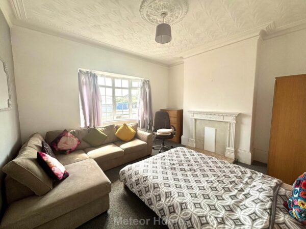 Cleethorpe Road, Grimsby