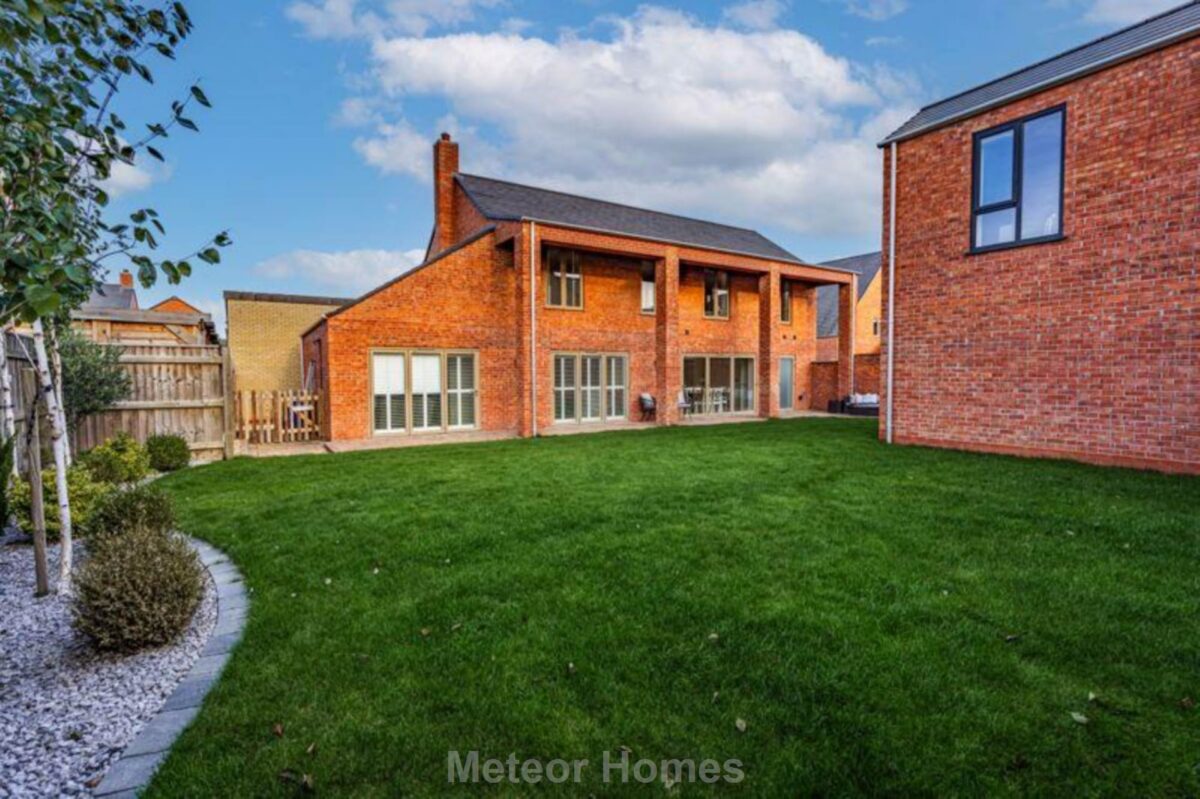 The Maples, Humberston