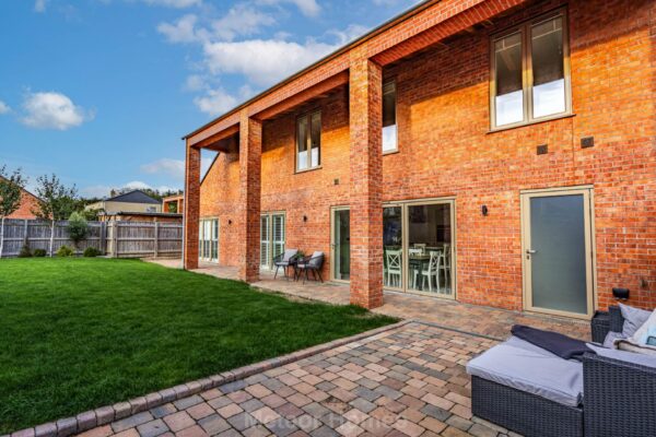 The Maples, Humberston